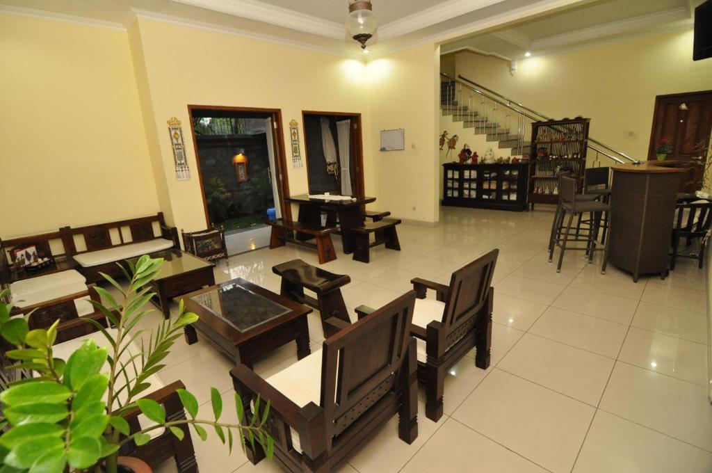 Omah Semar Homestay Джокьякарта Экстерьер фото