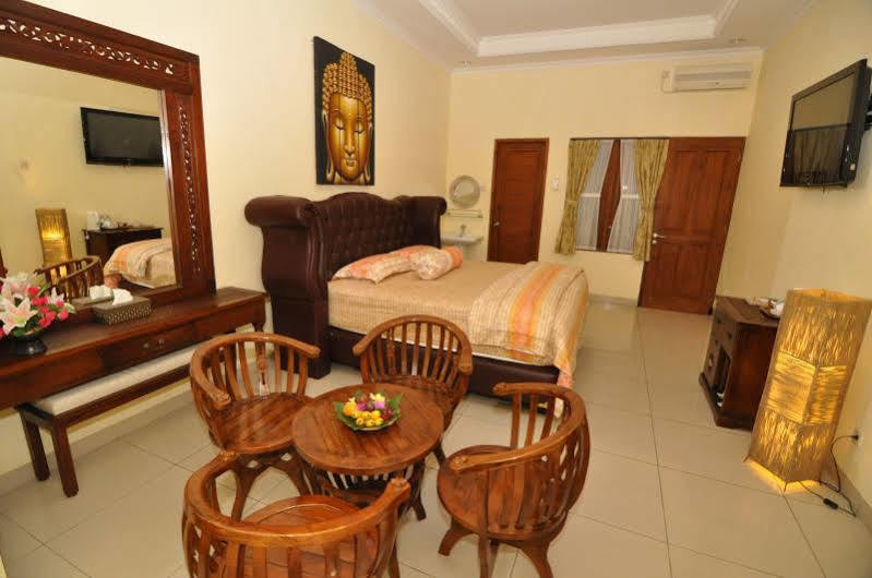 Omah Semar Homestay Джокьякарта Экстерьер фото